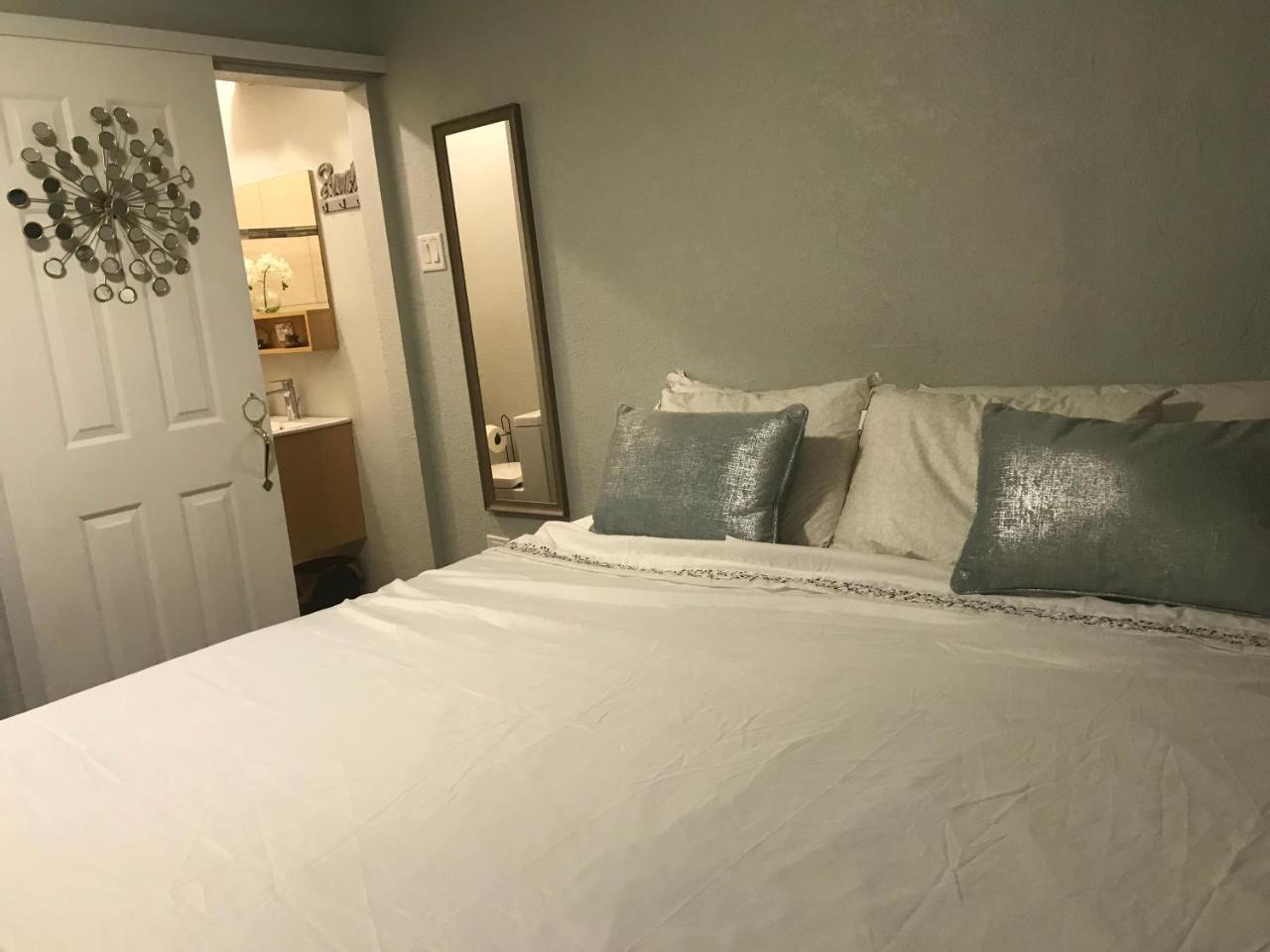 Abacus Jamaica The Zana Suites Kingston Zewnętrze zdjęcie