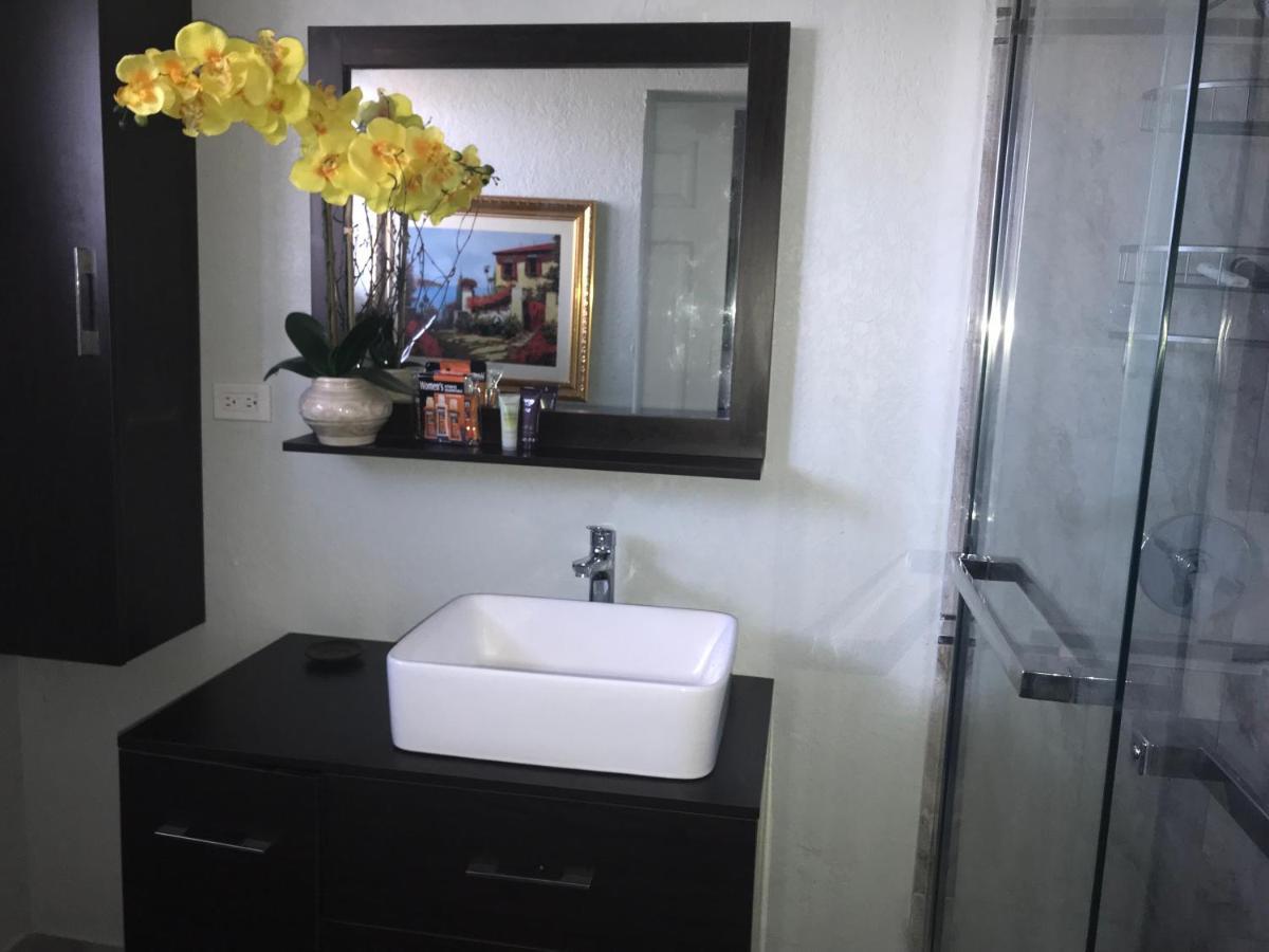 Abacus Jamaica The Zana Suites Kingston Zewnętrze zdjęcie