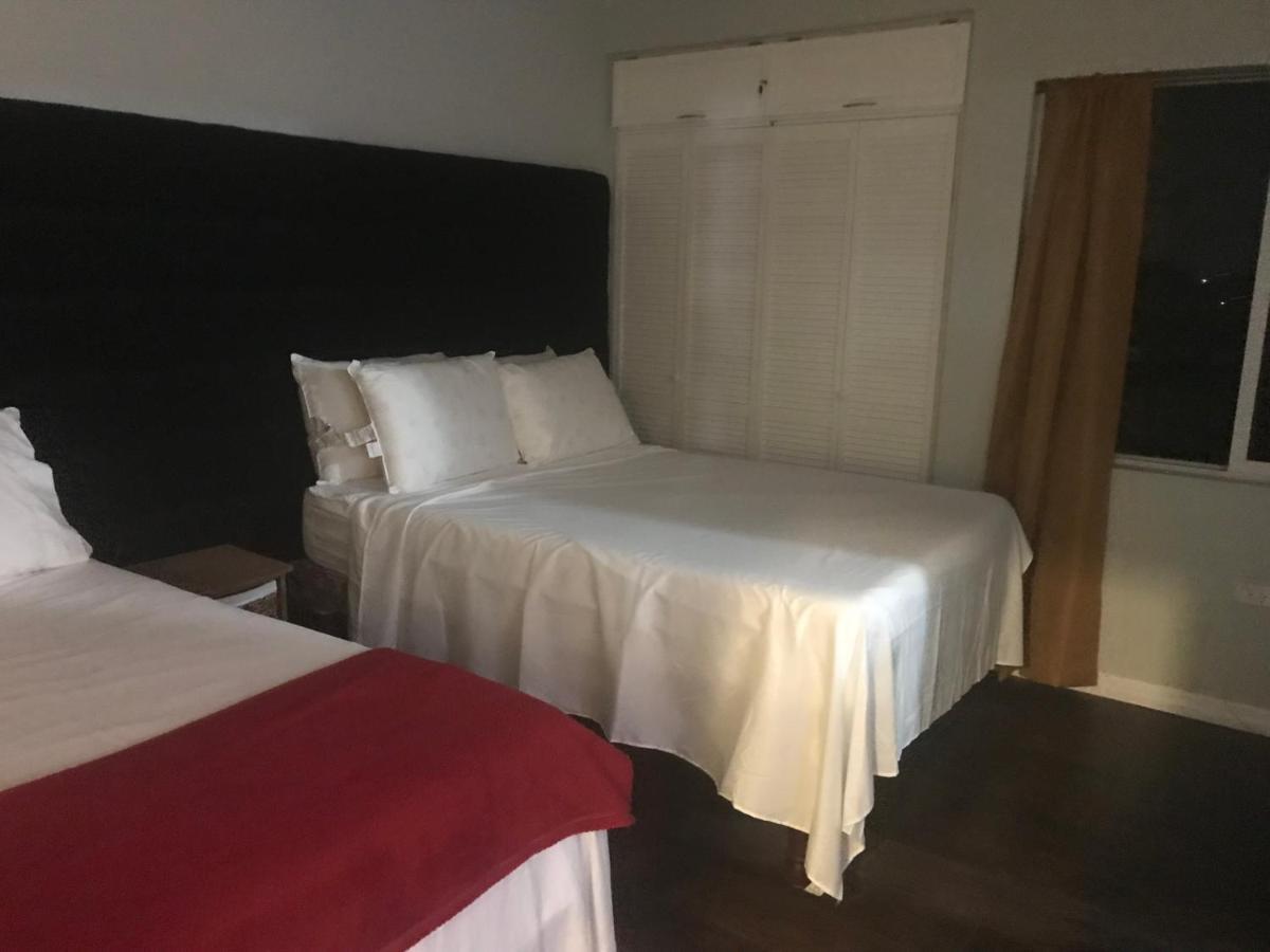 Abacus Jamaica The Zana Suites Kingston Zewnętrze zdjęcie